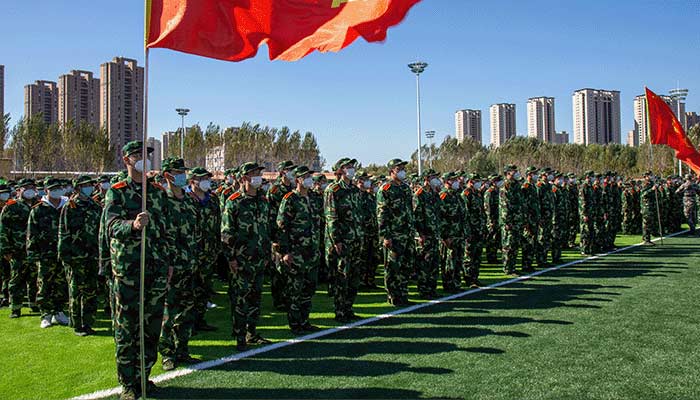 2UP网_2UP(中国)隆重举行2022级新生开学典礼暨军训总结表彰大会
